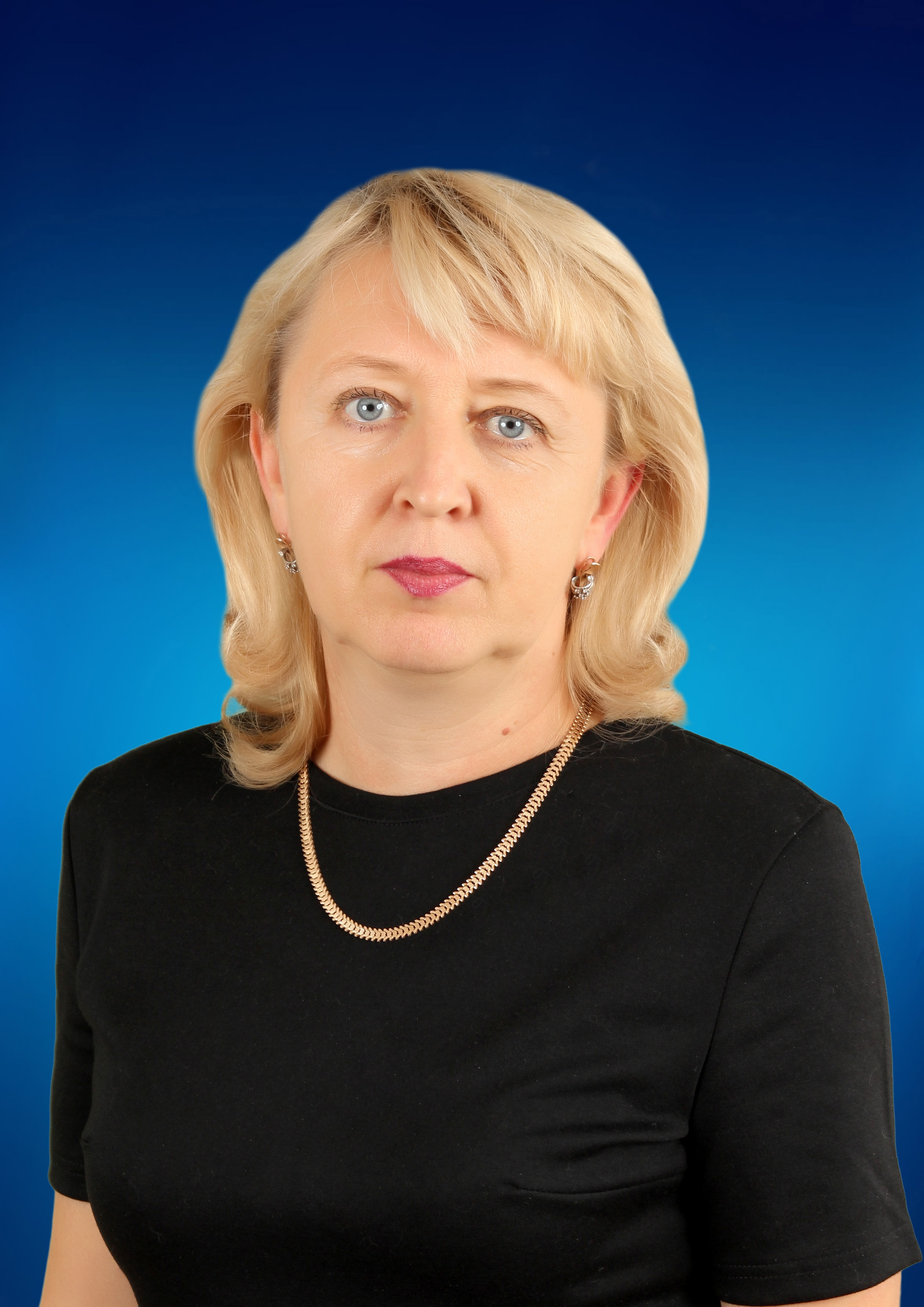 Толстова Марина Геннадьевна.